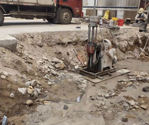 连州公路下沉压浆